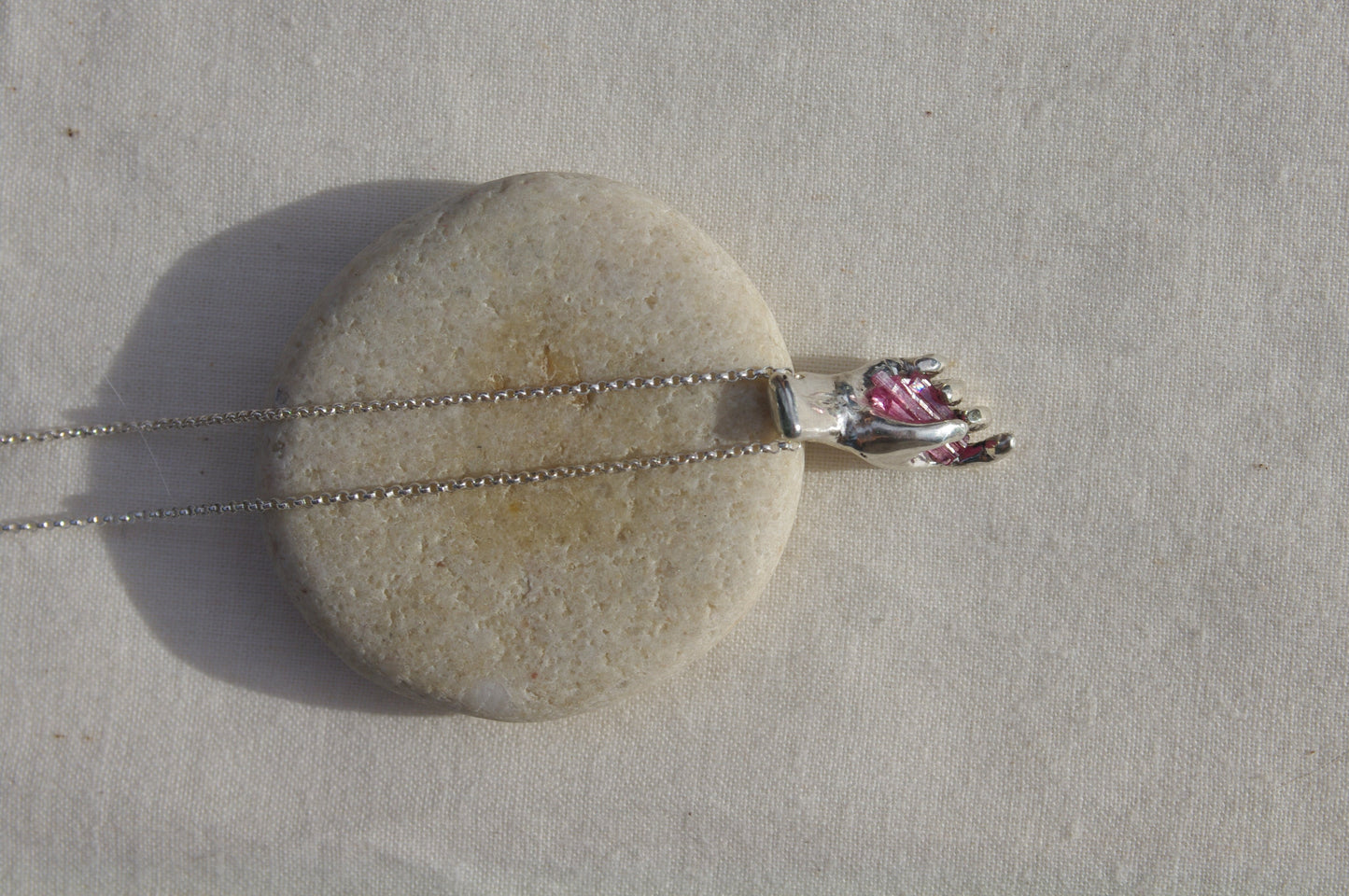 Collier main Tourmaline rose