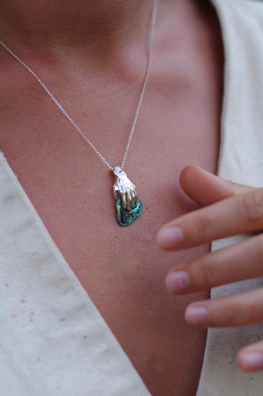 Collier main Nacre verte