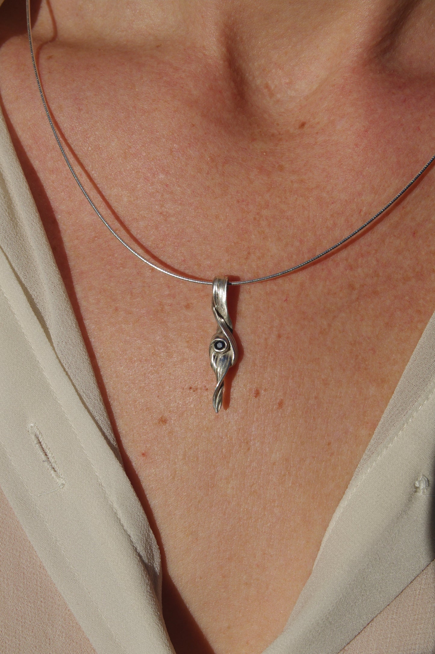 Pendentif Venus Saphir